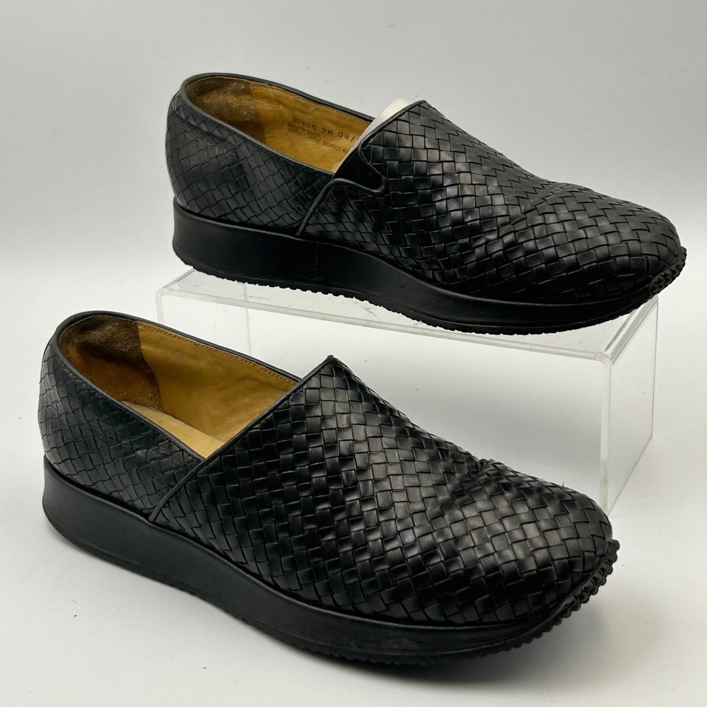 VTG Clarks Chunky Woven Leather Mules Platforms 7M Clogs Black Braided 90s Y2K